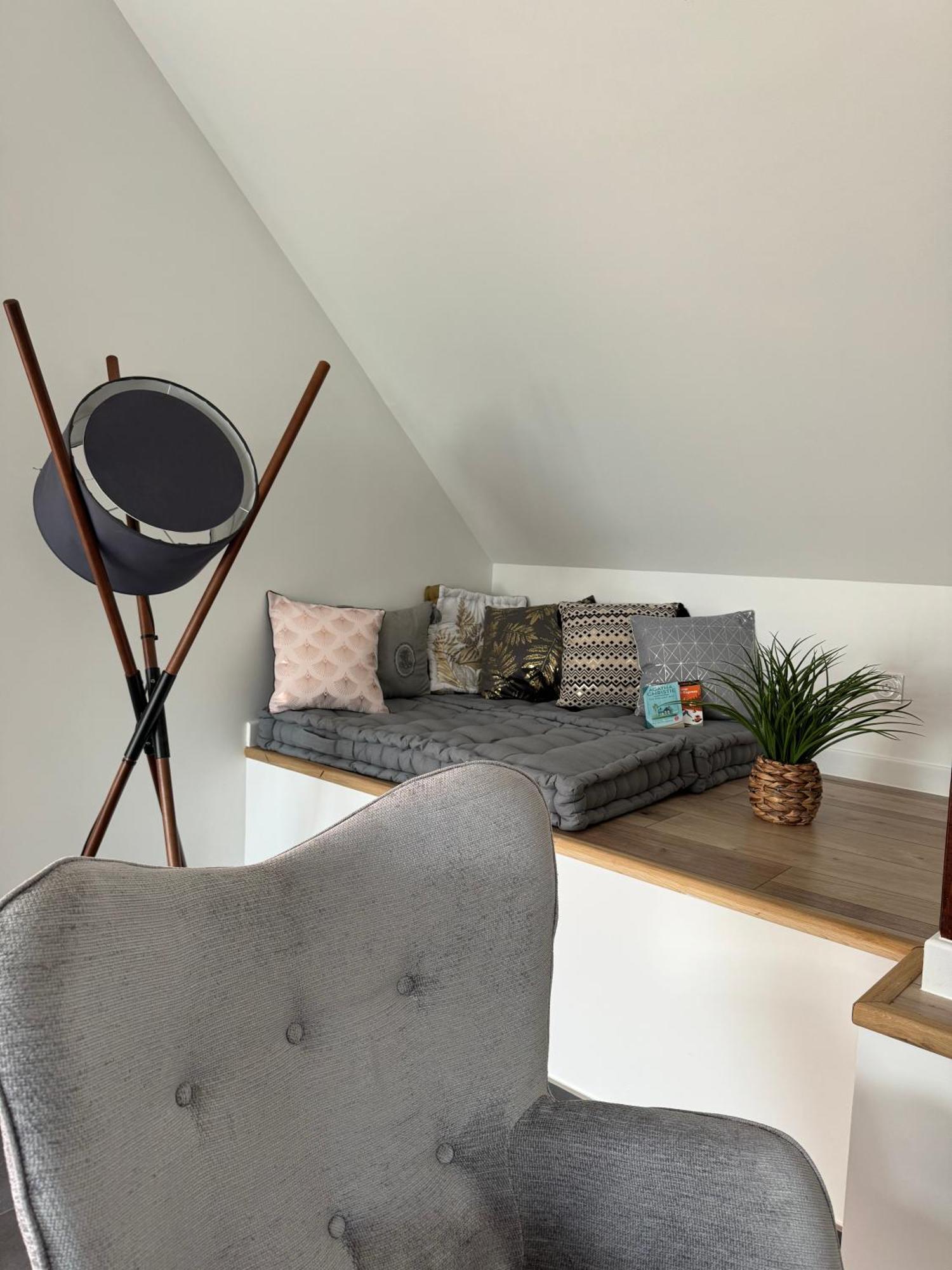 Magnifique Appartement Vue Lac - 5 Personnes Voglans Eksteriør billede